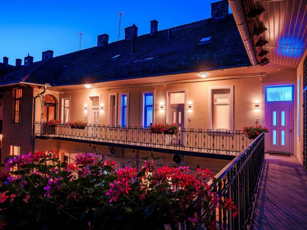 Luxury Smart Apartments Szeged Exterior foto